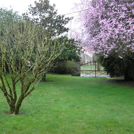 Rustique Et Confortable Ferienhaus