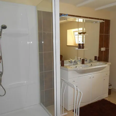 Rustique Et Confortable Mazieres-en-Gatine