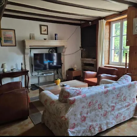 Rustique Et Confortable בית נופש