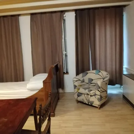 Rustique Et Confortable Mazieres-en-Gatine